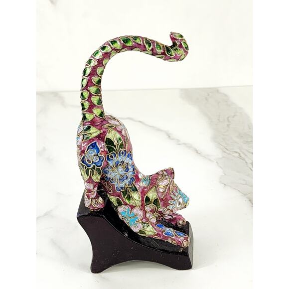 Cat Kitten Lovers 6" x 2 1/4" Ceramic Pink Multicolor Wood Base Home Decor - Picture 10 of 15